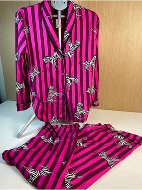 Room Service Zebra Pajama Set XL Pink Striped Button Top Lounge Sleepwear